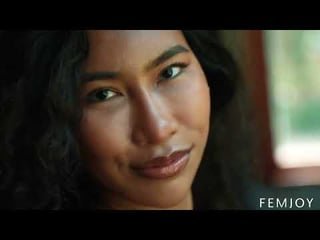 Bismill Story photoshoot with Niki Meow